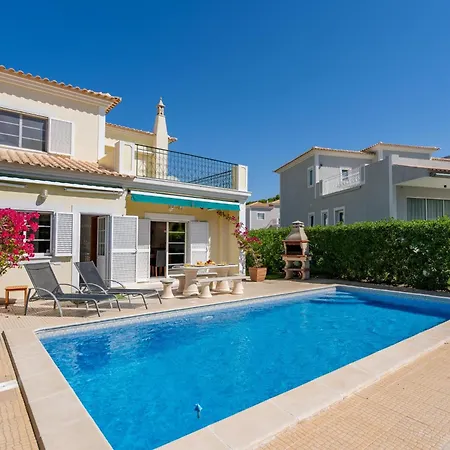 Ferienhaus Moradia Com 4 Quartos, Piscina Em Vale Do Lobo *