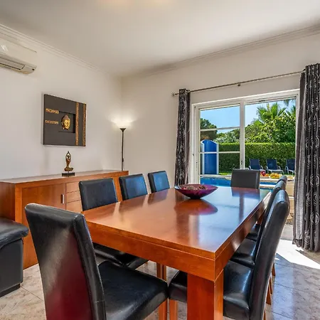 Moradia Com 4 Quartos, Piscina Em Vale Do Lobo Almancil