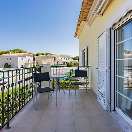 Hébergement de vacances Moradia Com 4 Quartos, Piscina Em Vale Do Lobo Almancil